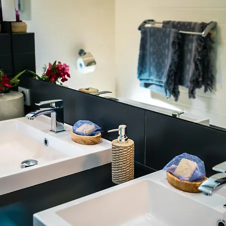 Marceline * Prvić Luka